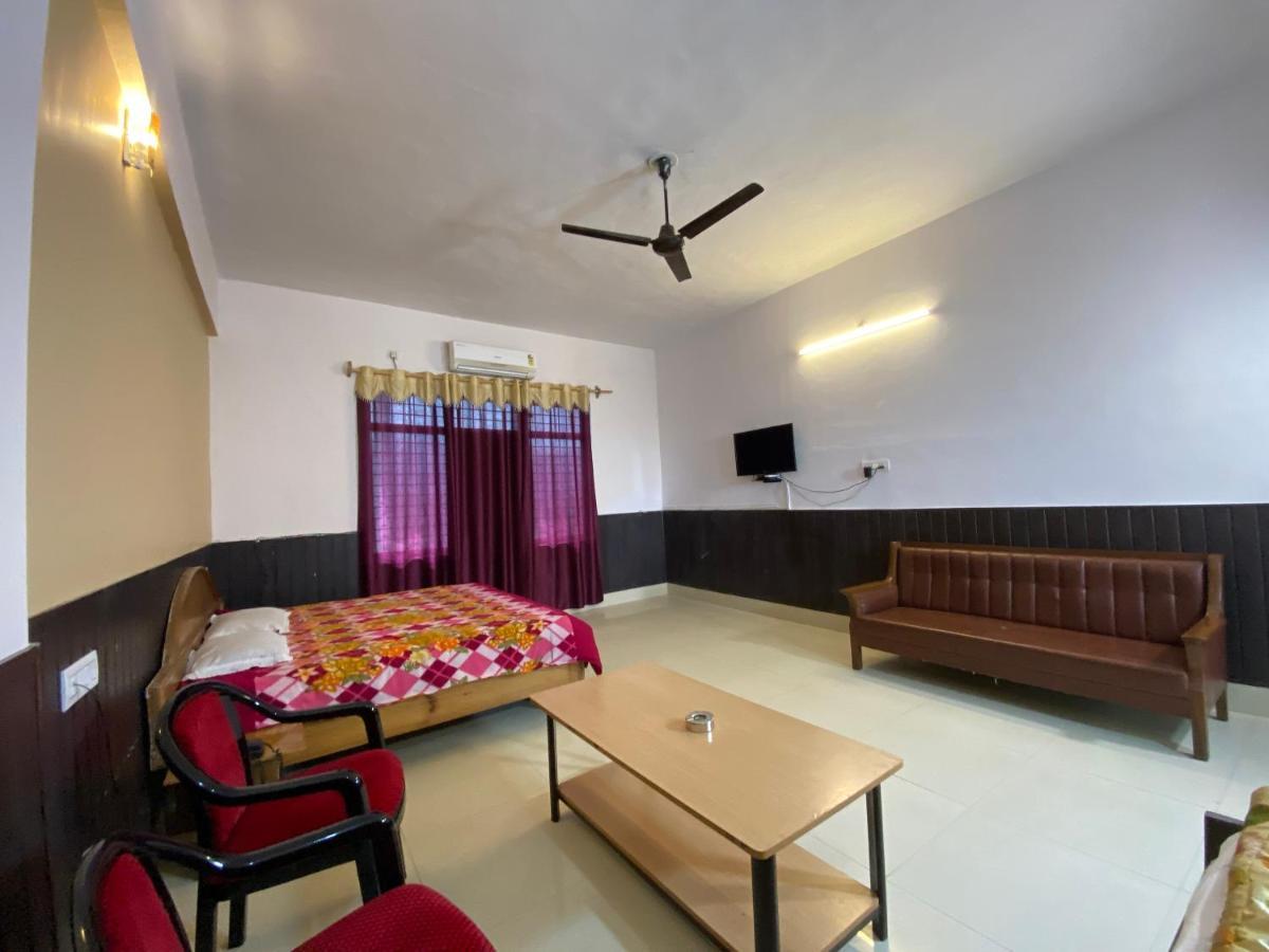 Kanara Hotel Бхимтал Экстерьер фото