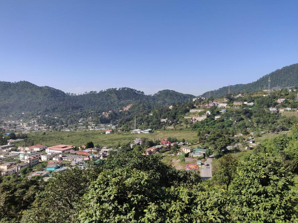 Kanara Hotel Бхимтал Экстерьер фото