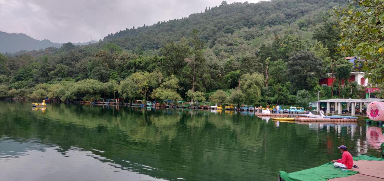 Kanara Hotel Бхимтал Экстерьер фото