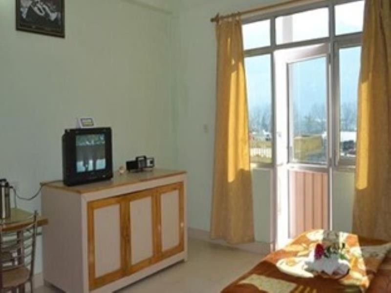 Kanara Hotel Бхимтал Экстерьер фото