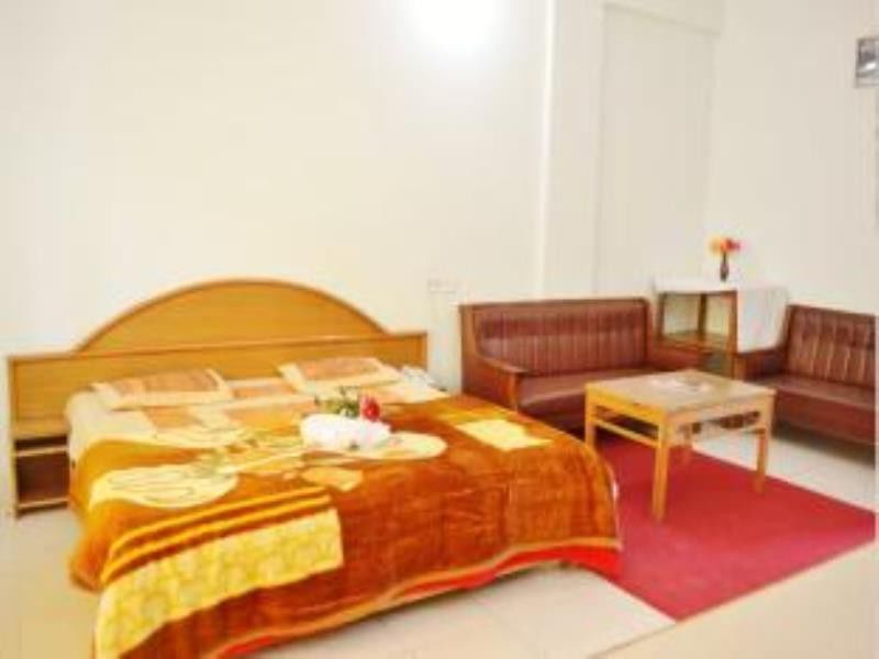 Kanara Hotel Бхимтал Экстерьер фото