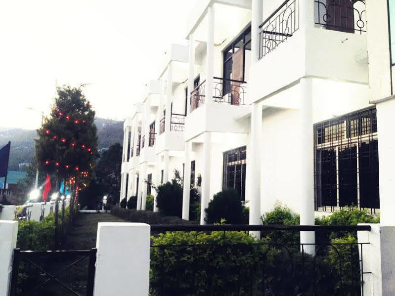 Kanara Hotel Бхимтал Экстерьер фото